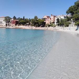 Appartement La Perle Bandolaise,wifi,clim,parking Gratuit,terrasse Vue Sur Mer, Bandol